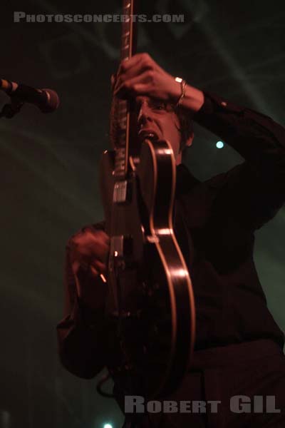 MILES KANE - 2011-03-23 - PARIS - Point Ephemere - 